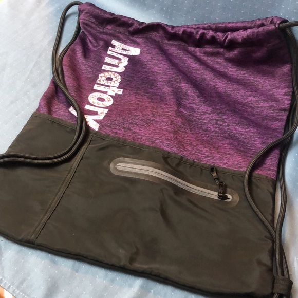 Back pack - Picture 2 of 5